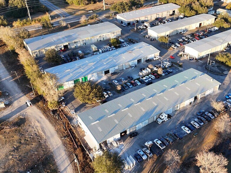 More Photos Of 1016 American Way, Kissimmee Industrial For Sale