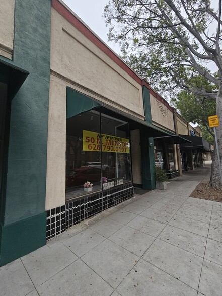 Primary Photo Of 995 E Green St, Pasadena Storefront For Lease