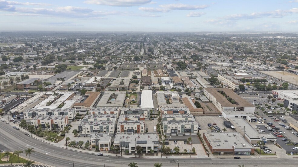 More Photos Of 9908 Artesia Blvd, Bellflower Storefront Retail Office For Sale