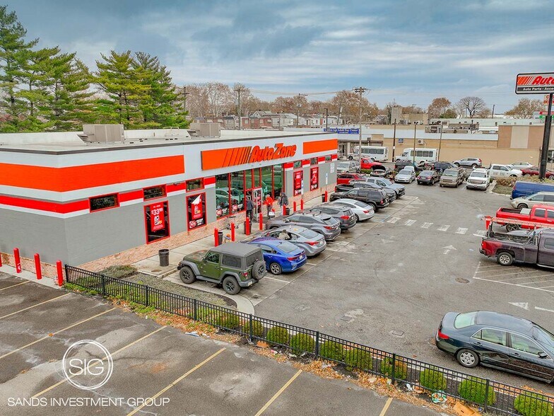 Primary Photo Of 2101 W Oregon Ave, Philadelphia Auto Repair For Sale