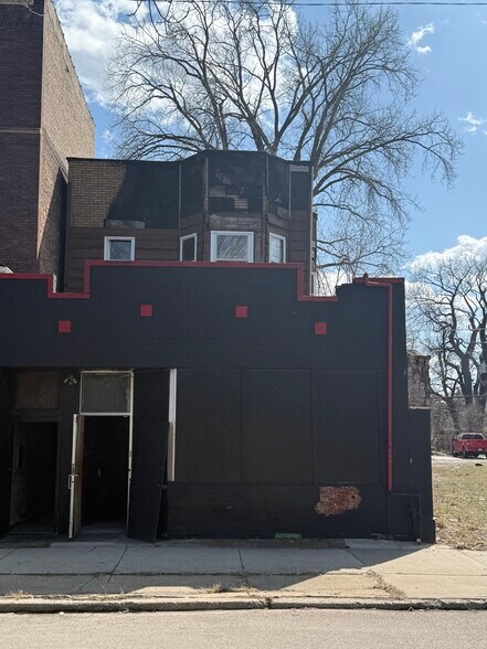 Primary Photo Of 1137 W Garfield Blvd, Chicago Storefront Retail Residential For Sale