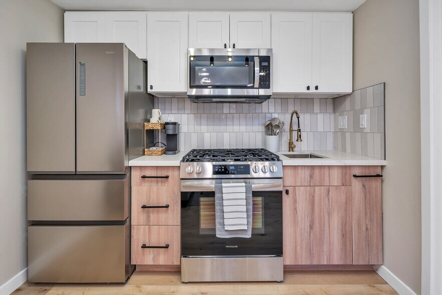 More Photos Of 418 W Ivy St, San Diego Apartments For Sale