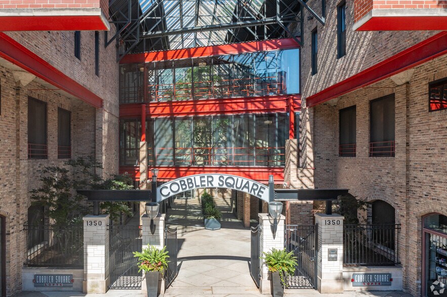 More Photos Of 1350 N Wells St, Chicago Apartments For Lease
