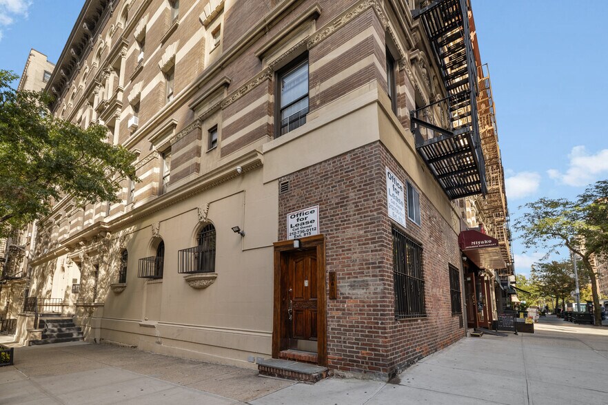 Primary Photo Of 201 W 91st St, New York Apartments For Lease