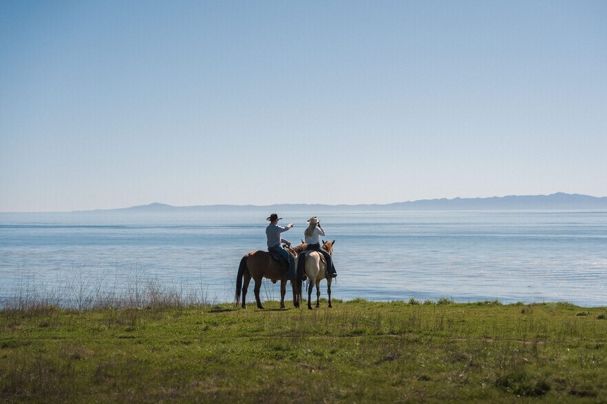More Photos Of 1000 Calle Real, Goleta Land For Sale