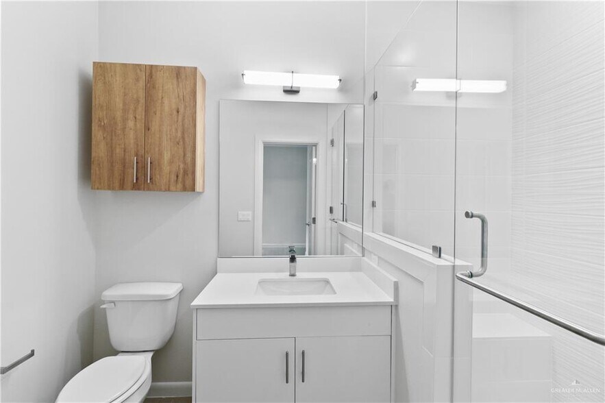More Photos Of 519 Coves Ln, Weslaco Apartments For Sale