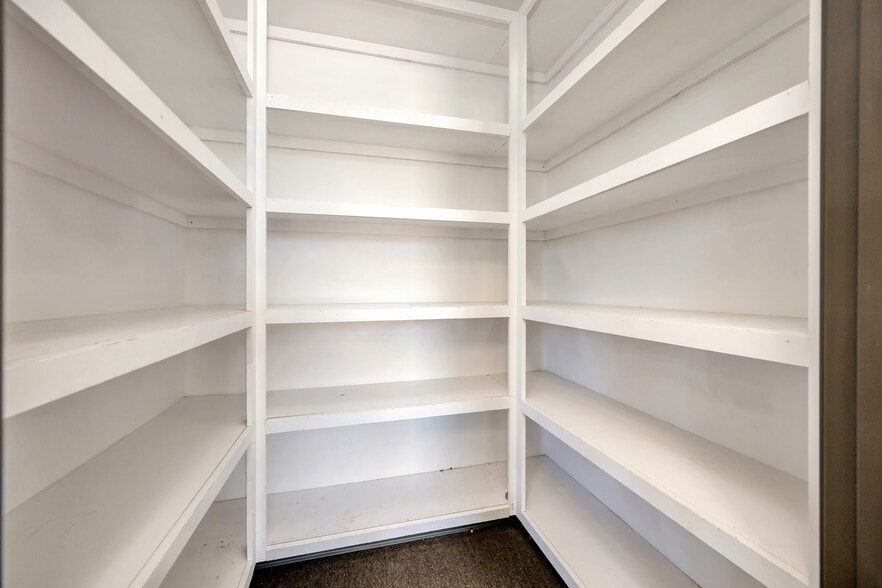 More Photos Of 132 El Chico Trl, Willow Park Medical For Lease