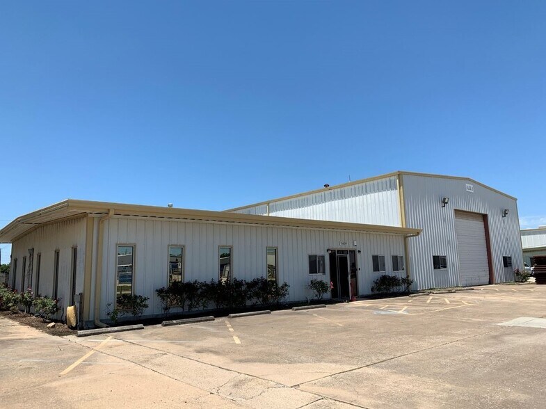 More Photos Of N Galayda, Houston Land For Lease