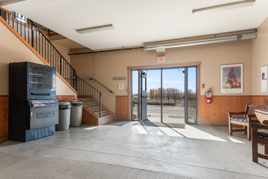 More Photos Of 3245 Township Road 292, Madden Horse Stables For Sale