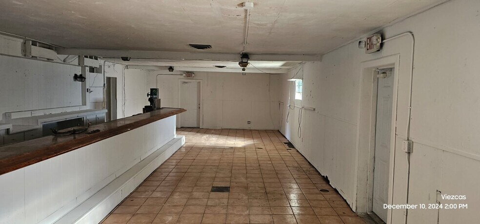 More Photos Of 864 E Jimmie Kerr Blvd, Casa Grande Bar For Sale