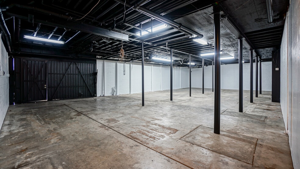 More Photos Of 370 W Sierra Madre Blvd, Sierra Madre Storefront For Lease