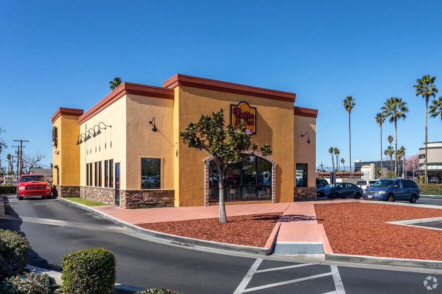 More Photos Of 3505-3659 Central Ave, Riverside Unknown For Lease