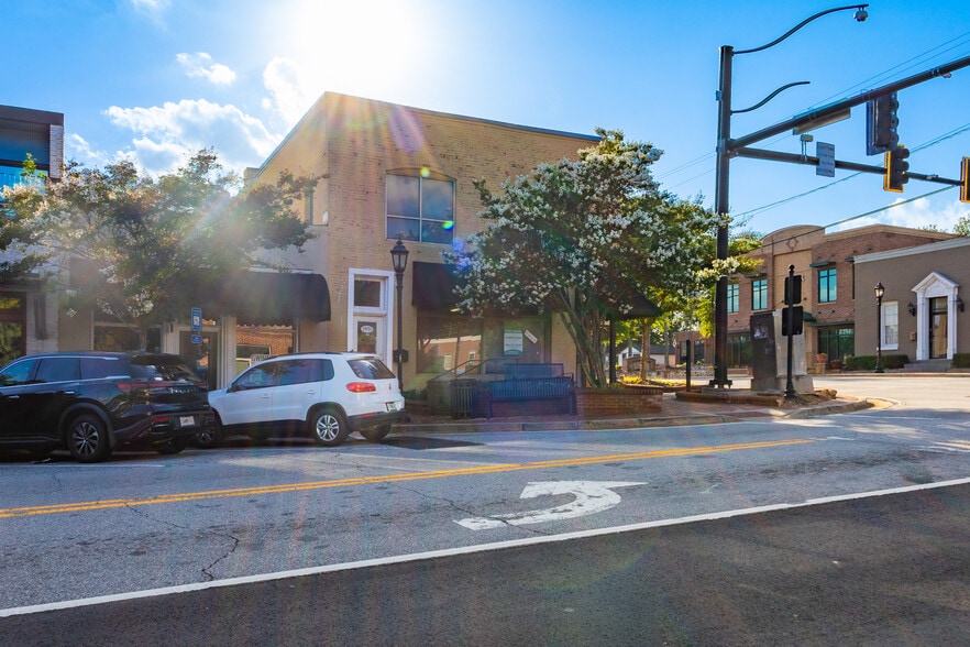 More Photos Of 195 N Perry St, Lawrenceville Storefront Retail Office For Sale
