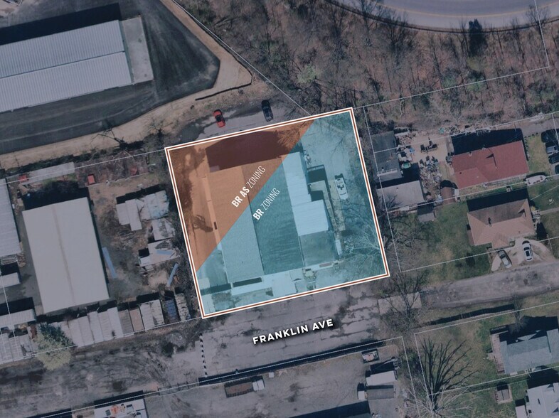 More Photos Of 1310-1320 Franklin Ave, Essex Service For Sale