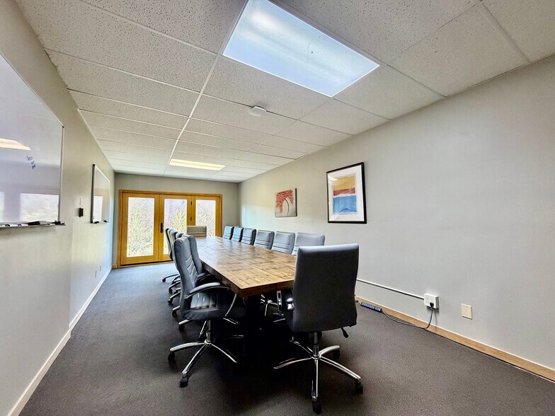 More Photos Of 352 Lake Dillon Dr, Dillon Office For Sale