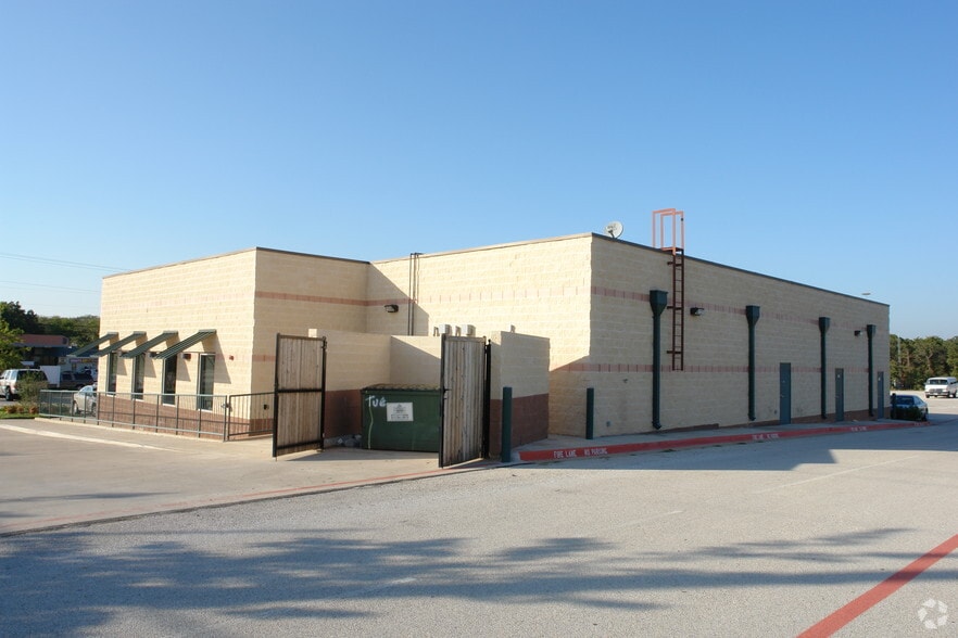 More Photos Of 5081 Little School Rd, Arlington General Retail For Lease