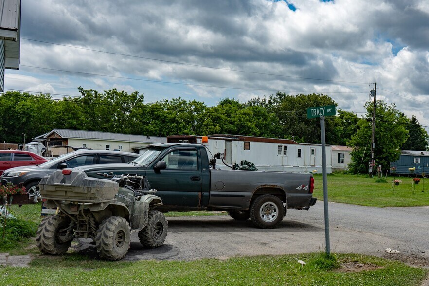 More Photos Of 50 Davis St, Presque Isle Manufactured Housing Mobile Home Park For Sale