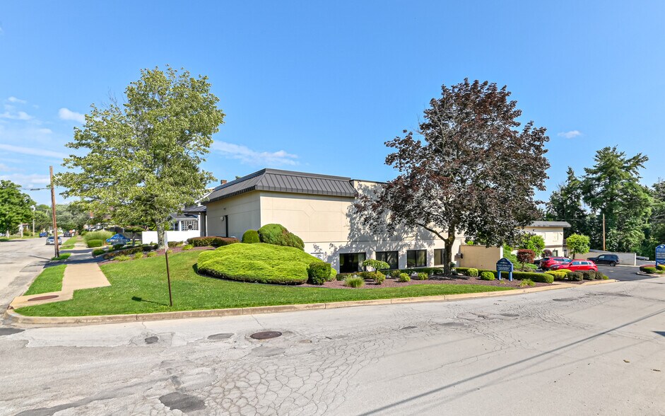 More Photos Of 508-512 N Jefferson st, New Castle Medical For Sale