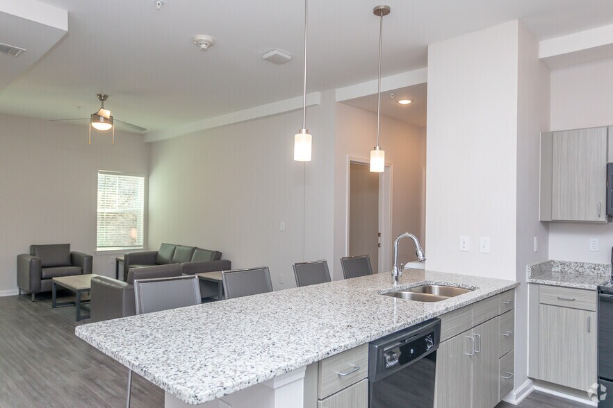 More Photos Of 144 Poplar Grove Rd, Boone Apartments For Lease