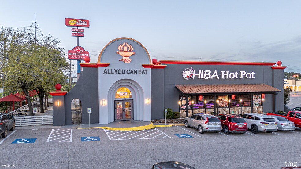 More Photos Of 2050 I-45, Conroe Restaurant For Sale