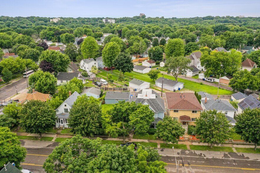 More Photos Of 1271 7th St W, Saint Paul Apartments For Sale