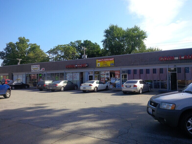 More Photos Of 611-625 Wentworth Ave, Calumet City General Retail For Sale