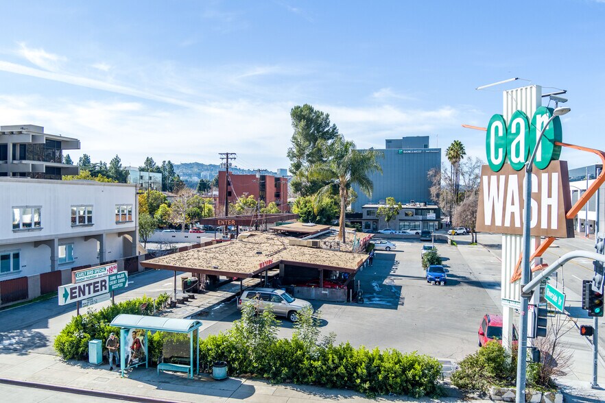 More Photos Of 3700 W Riverside Dr, Burbank Carwash For Sale