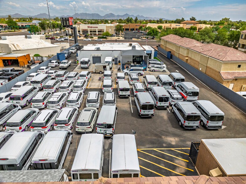 More Photos Of 18432 N Cave Creek Rd, Phoenix Flex For Lease