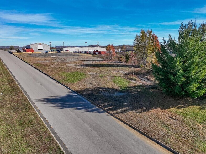 More Photos Of 400 Nandino Cir, Berea Land For Sale