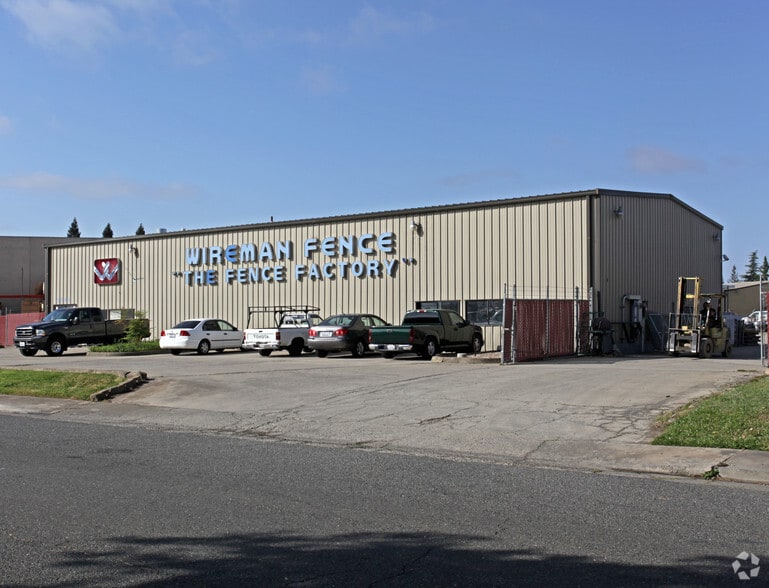 More Photos Of 3644 Recycle Rd, Rancho Cordova Warehouse For Sale