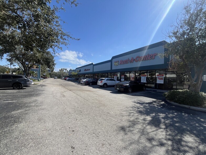 More Photos Of 3270 Central Ave, Saint Petersburg Unknown For Lease