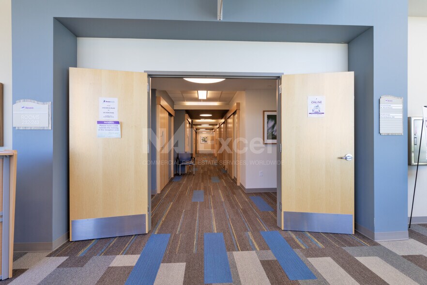 More Photos Of 555 W State Road 164, Salem Medical For Lease