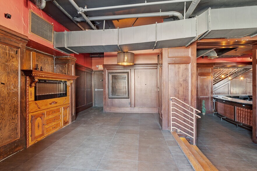 More Photos Of 97-103 Water St, Worcester Office For Sale