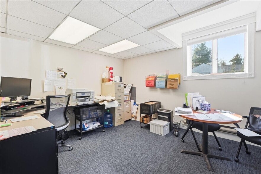 More Photos Of 96 Freneau Ave, Matawan Office For Sale