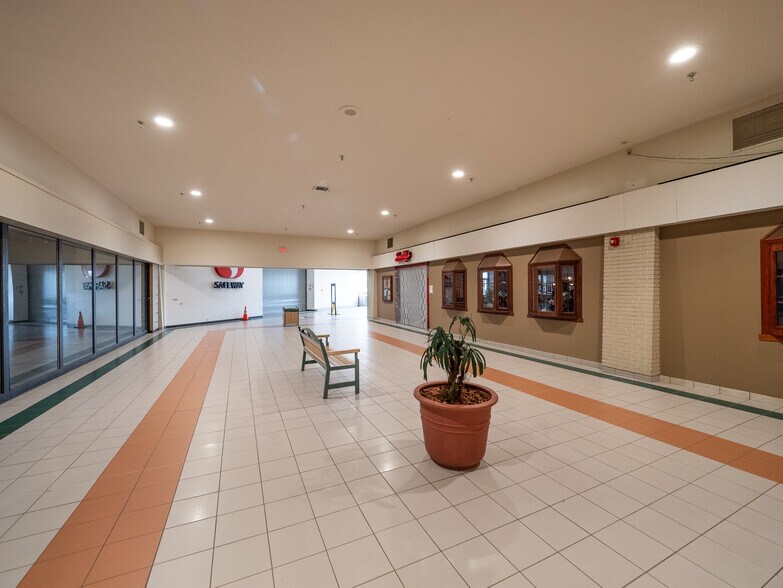 More Photos Of 2995 2nd Ave W, Prince Albert Unknown For Lease