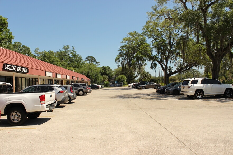 Primary Photo Of 3325 Plymouth St, Jacksonville Unknown For Lease