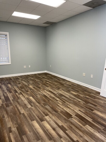 More Photos Of 2000 Bearcat Way, Morrisville Research And Development For Lease