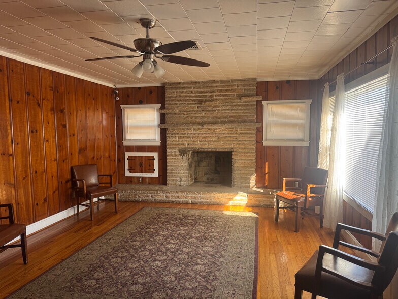 More Photos Of 8385 AL Highway 144, Alexandria Office Residential For Sale