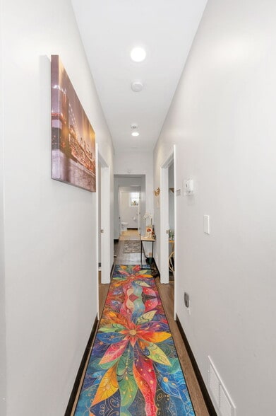 More Photos Of 4920 Belair Rd, Baltimore Office For Sale