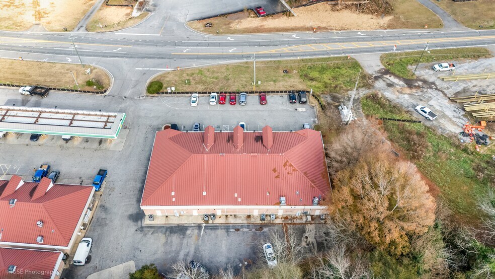 More Photos Of 11242 Cumming Hwy, Canton Unknown For Lease