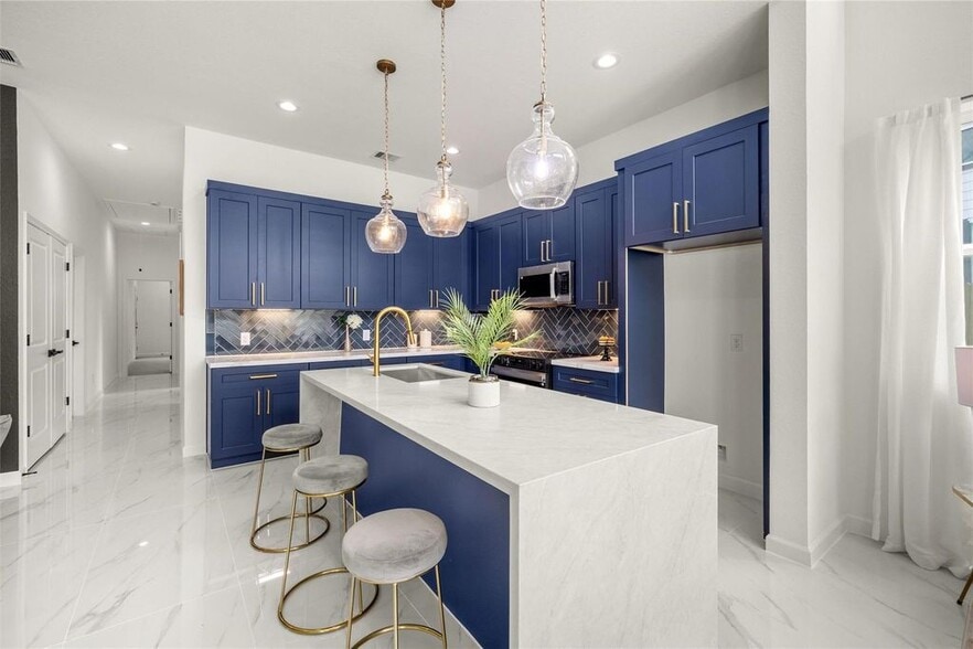 More Photos Of 5602 Pershing St, Houston Apartments For Sale