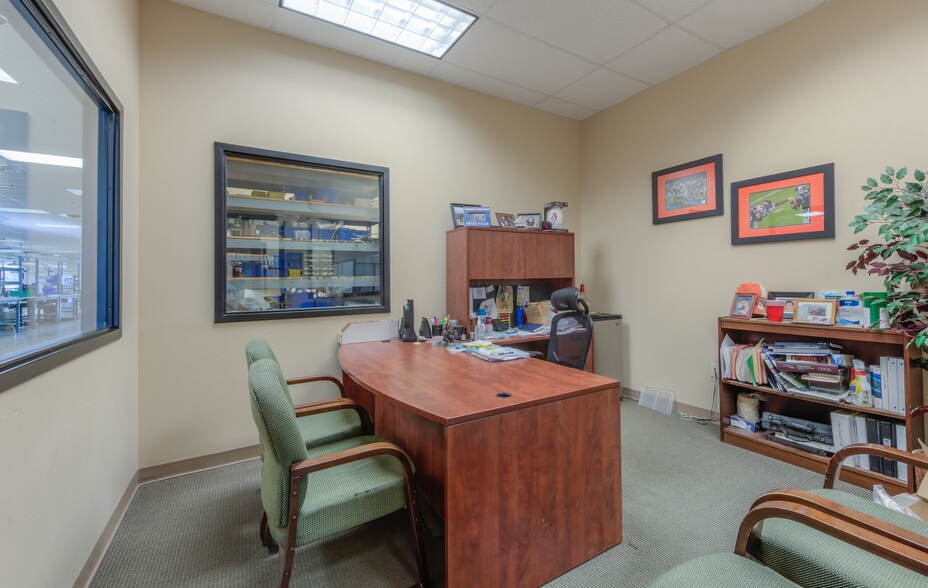 More Photos Of 1399 Horizon Ave, Lafayette Research And Development For Sale