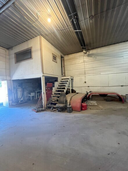 More Photos Of 1313 7th St, Saint Paul Park Industrial For Sale