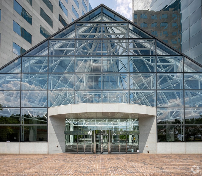 More Photos Of 3200 Windy Hill Rd SE, Atlanta Office For Lease