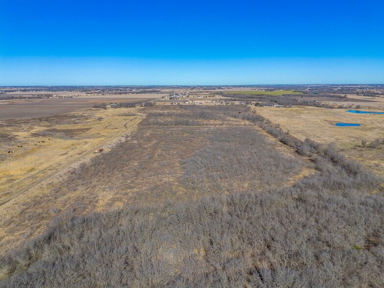 More Photos Of TBD Ivy Ln, Elm Mott Land For Sale