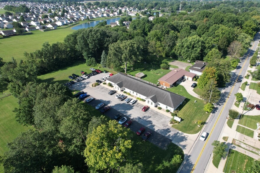 More Photos Of 613 W Lincoln Rd, Kokomo Medical For Sale