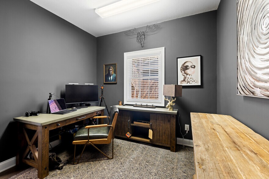 More Photos Of 402 Cane Creek Landing Rd, Seneca Office For Lease
