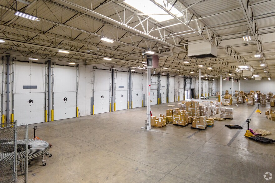 More Photos Of 521 McCormick Dr, Glen Burnie Warehouse For Lease