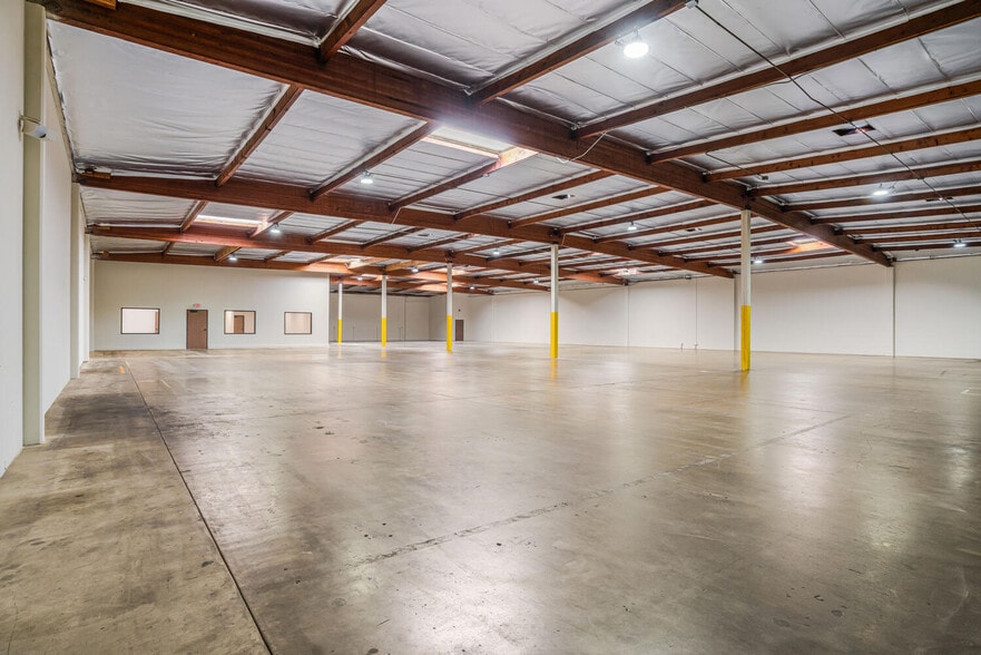 More Photos Of 17711 E Railroad St, City of Industry Warehouse For Lease