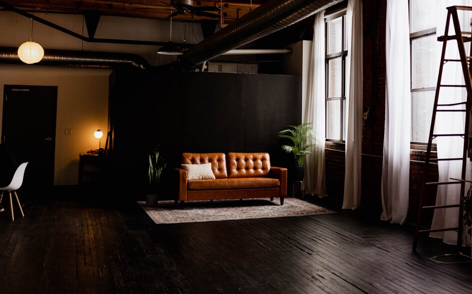More Photos Of 3143 W 33rd St, Cleveland Loft Creative Space For Lease
